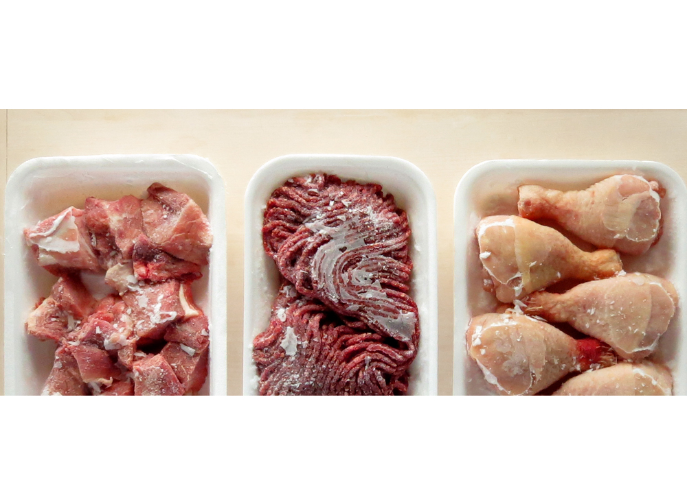 Замороженное мясо и куриные изделия